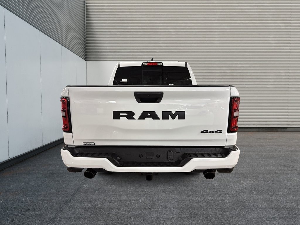 Ram 1500 EXPRESS 2026 à Sherbrooke, Québec - 3 - w1024h768px