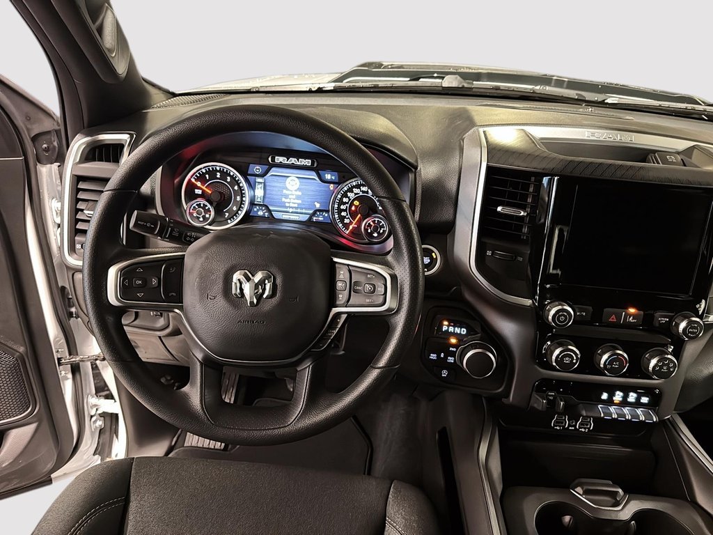 Ram 1500 EXPRESS 2026 à Sherbrooke, Québec - 10 - w1024h768px