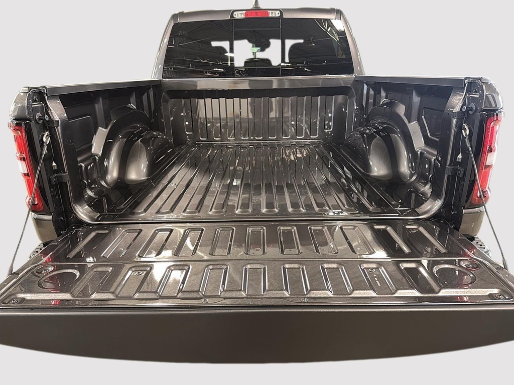 Ram 1500 EXPRESS 2026 à Sherbrooke, Québec - 17 - w1024h768px
