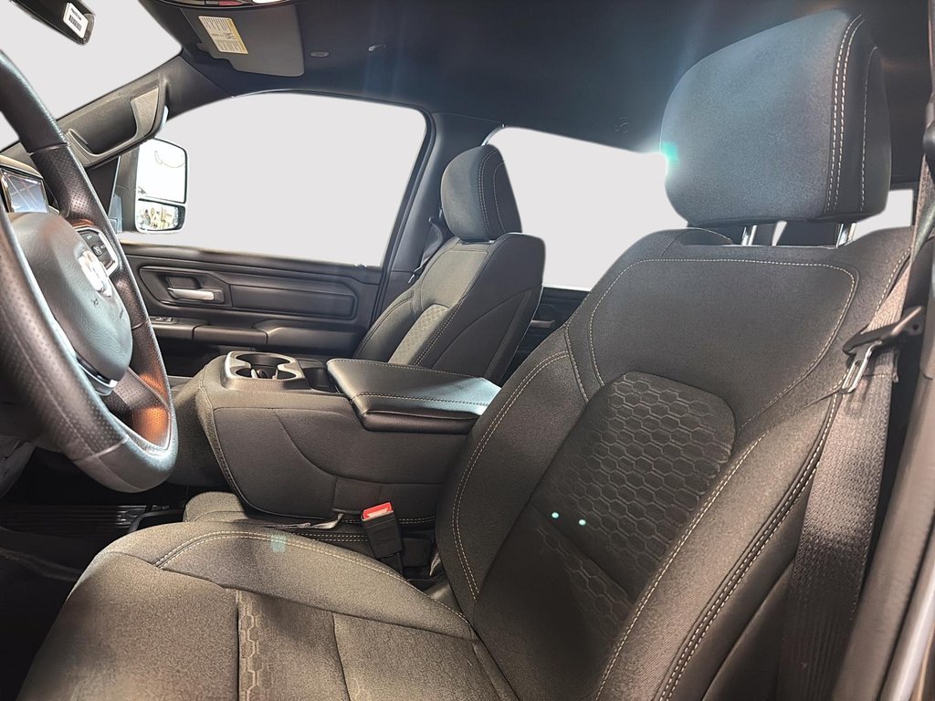 2026 Ram 1500 WARLOCK in Sherbrooke, Quebec - 9 - w1024h768px