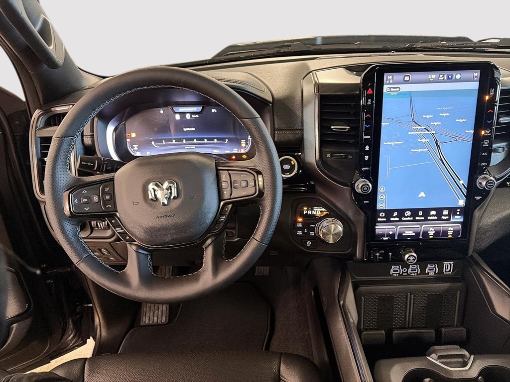 2026 Ram 1500 SPORT in St-Jean-Sur-Richelieu, Quebec - 9 - w1024h768px