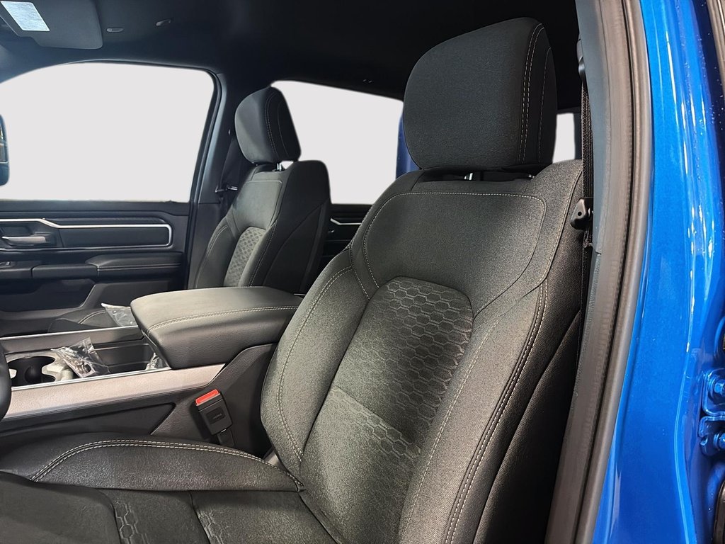 Ram 1500 BIG HORN 2026 à Sherbrooke, Québec - 9 - w1024h768px