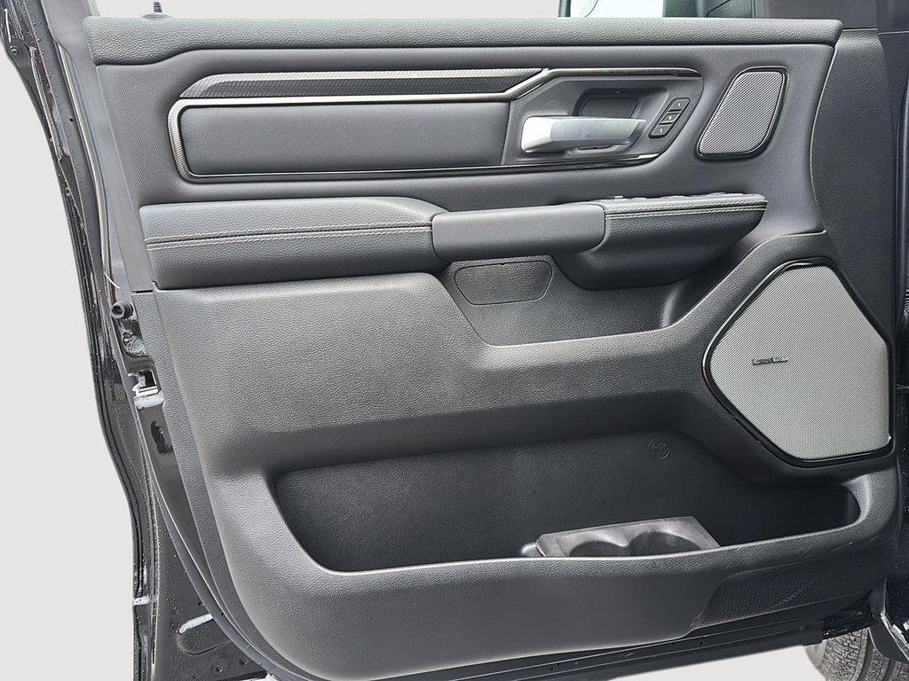 Ram 1500 SPORT 2026 à Sherbrooke, Québec - 11 - w1024h768px