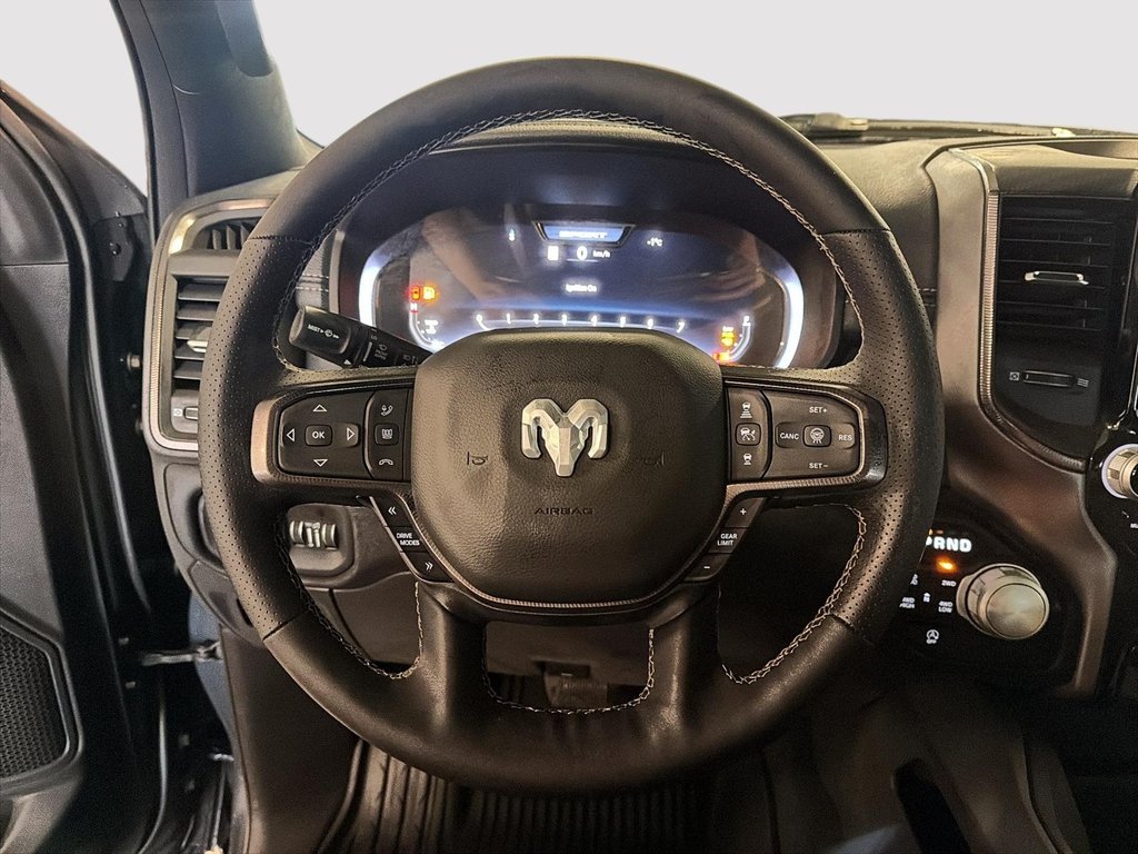 Ram 1500 SPORT 2026 à Sherbrooke, Québec - 11 - w1024h768px