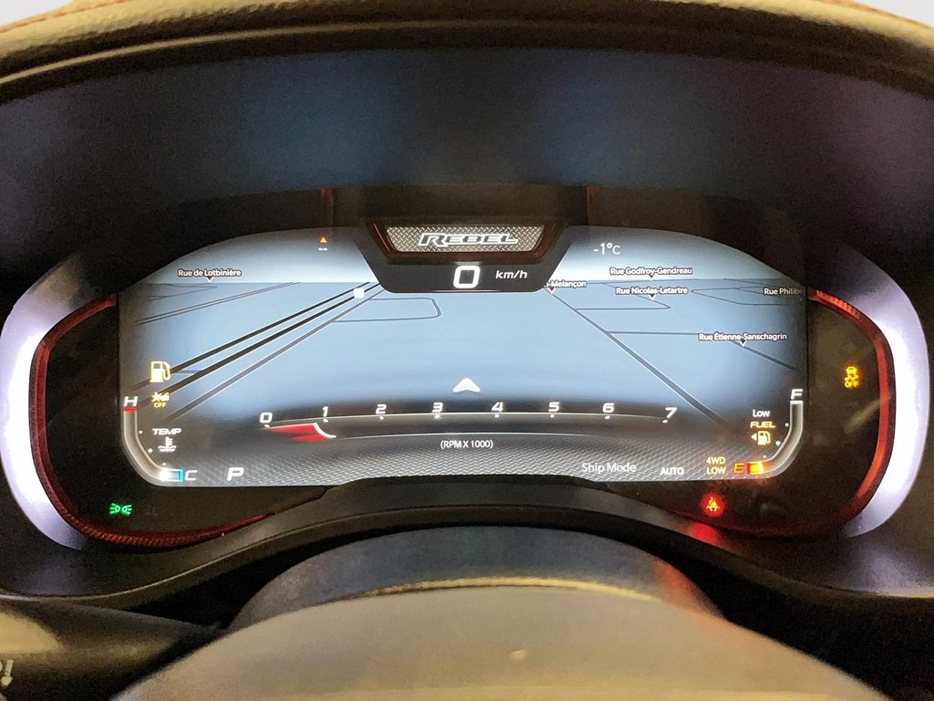 2026 Ram 1500 REBEL in Sherbrooke, Quebec - 17 - w1024h768px