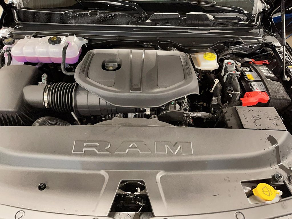 2026 Ram 1500 REBEL in Sherbrooke, Quebec - 8 - w1024h768px