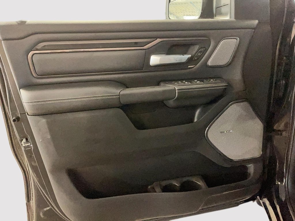 Ram 1500 SPORT 2026 à St-Jean-Sur-Richelieu, Québec - 11 - w1024h768px