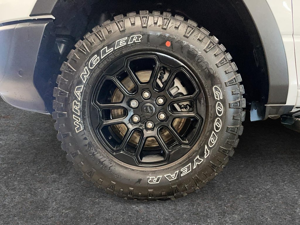 2026 Ram 1500 REBEL in Sherbrooke, Quebec - 7 - w1024h768px