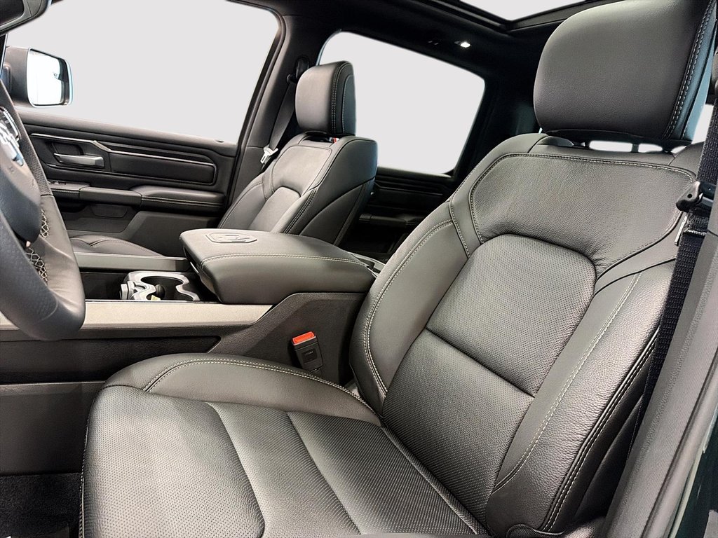 2026 Ram 1500 SPORT in St-Jean-Sur-Richelieu, Quebec - 9 - w1024h768px