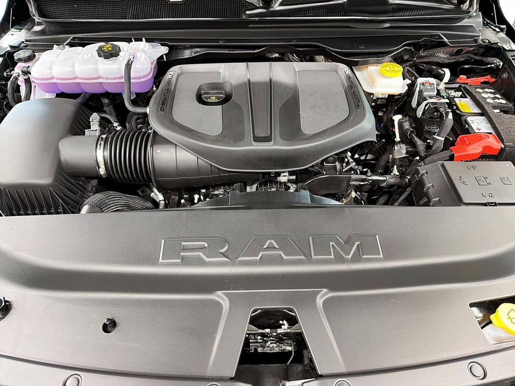 2026 Ram 1500 SPORT in St-Jean-Sur-Richelieu, Quebec - 8 - w1024h768px