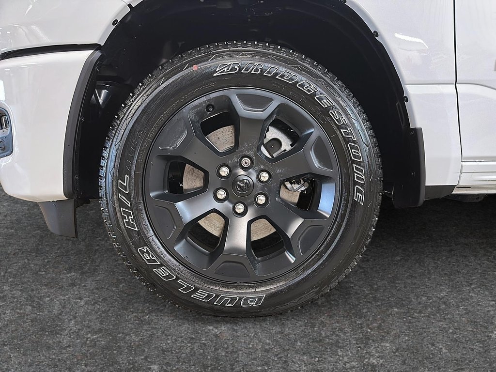 2026 Ram 1500 Express in St-Jean-Sur-Richelieu, Quebec - 7 - w1024h768px