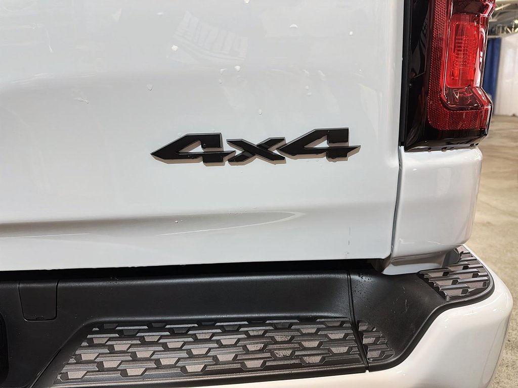 2026 Ram 1500 Express in St-Jean-Sur-Richelieu, Quebec - 15 - w1024h768px