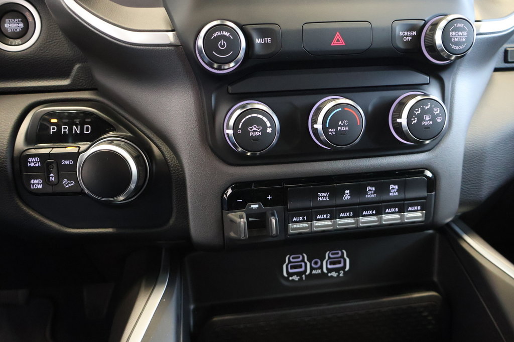 Ram 2500 Big Horn Crewcab 6.4L V8 Sport 2022 à St-Jean-Sur-Richelieu, Québec - 17 - w1024h768px