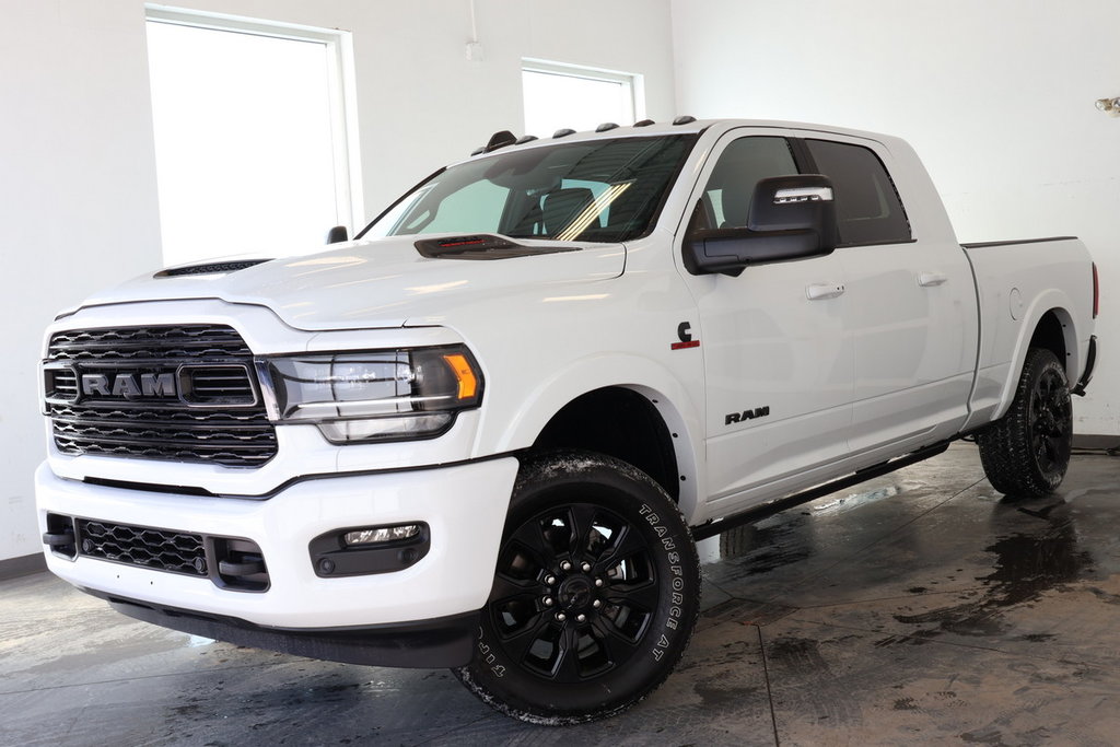 2024 Ram 2500 Limited Night Diesel cummins MegaCab in St-Jean-Sur-Richelieu, Quebec - 1 - w1024h768px