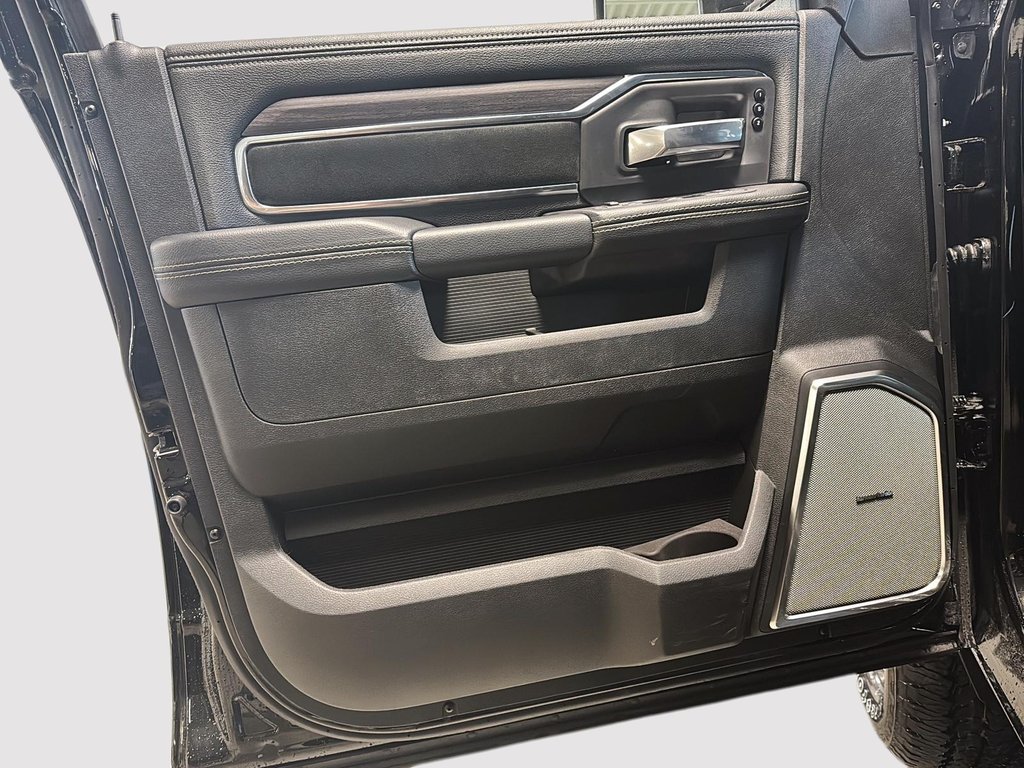 Ram 2500 LARAMIE 2026 à Sherbrooke, Québec - 11 - w1024h768px