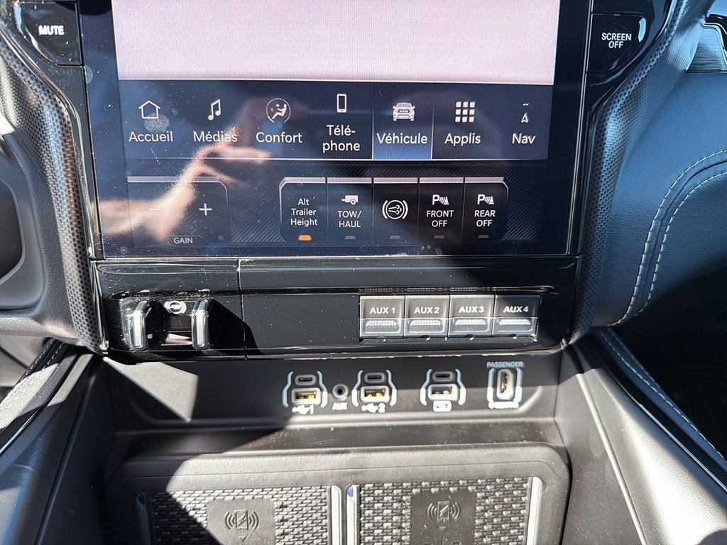2026 Ram 2500 LIMITED in St-Jean-Sur-Richelieu, Quebec - 13 - w1024h768px