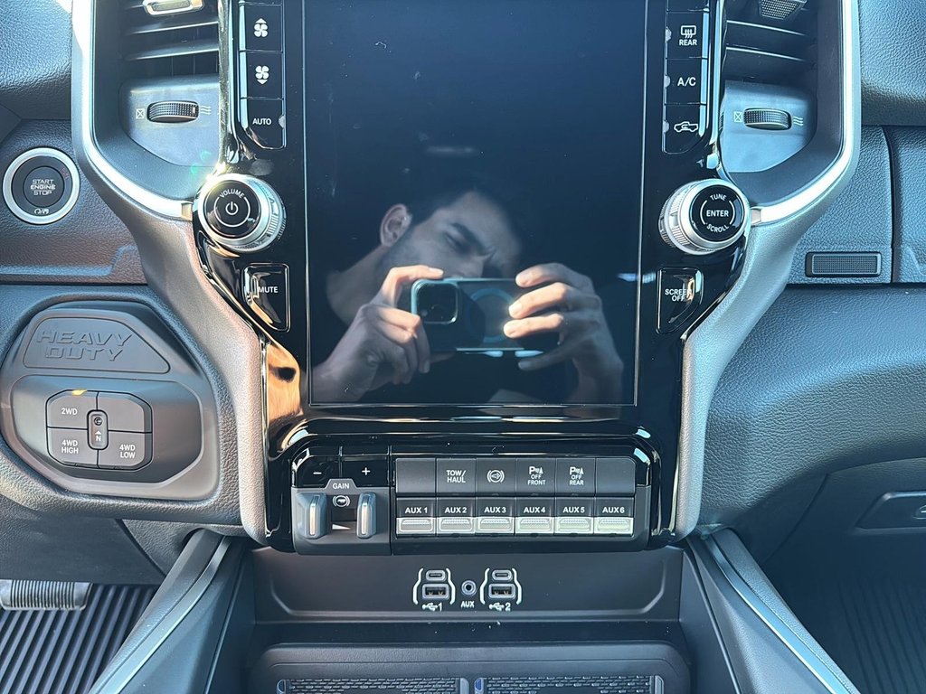 2026 Ram 2500 BIG HORN in St-Jean-Sur-Richelieu, Quebec - 14 - w1024h768px