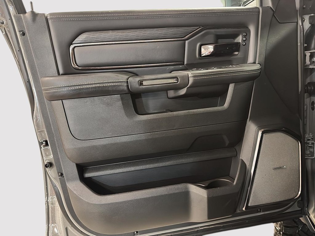 Ram 2500 REBEL 2026 à Sherbrooke, Québec - 11 - w1024h768px