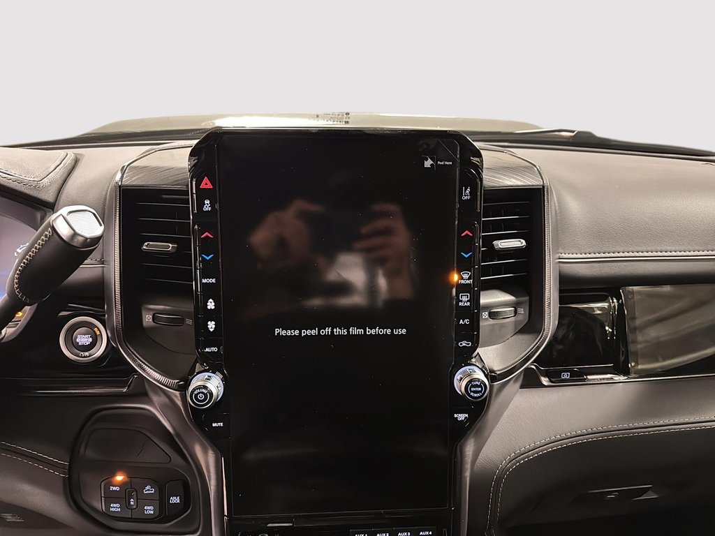 Ram 2500 REBEL 2026 à Sherbrooke, Québec - 14 - w1024h768px