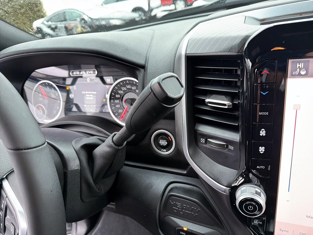 Ram 2500 BIG HORN 2026 à St-Jean-Sur-Richelieu, Québec - 14 - w1024h768px