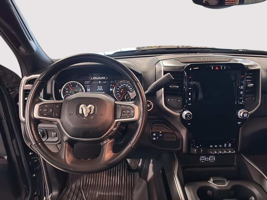 Ram 3500 Big Horn 2023 à St-Jean-Sur-Richelieu, Québec - 11 - w1024h768px