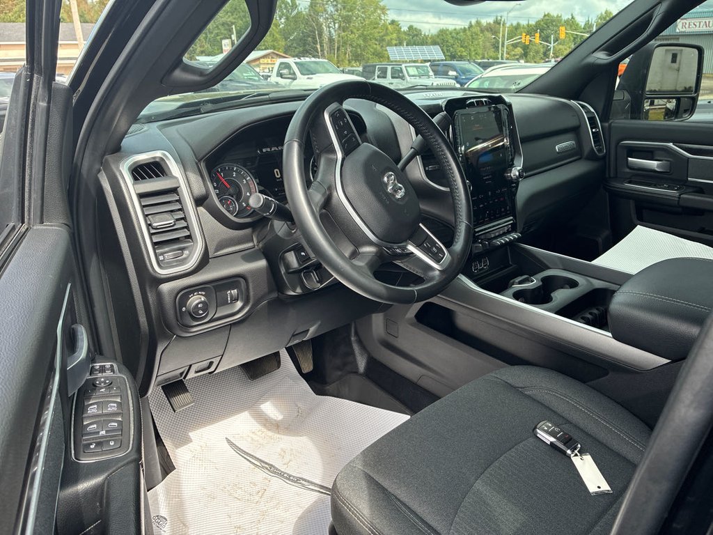 Ram 3500 Big Horn 2023 à St-Jean-Sur-Richelieu, Québec - 7 - w1024h768px
