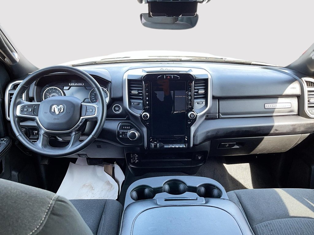 Ram 3500 Big Horn Night Crewcab V8 4X4 2024 à St-Jean-Sur-Richelieu, Québec - 10 - w1024h768px