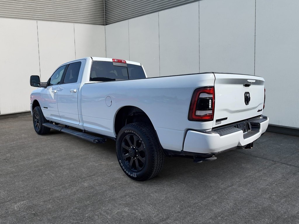Ram 3500 Big Horn Night Crewcab V8 4X4 2024 à St-Jean-Sur-Richelieu, Québec - 4 - w1024h768px