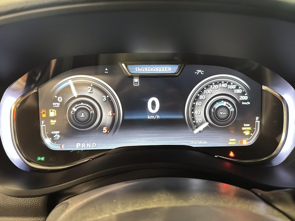 2026 Ram 3500 LARAMIE in St-Jean-Sur-Richelieu, Quebec - 12 - w1024h768px