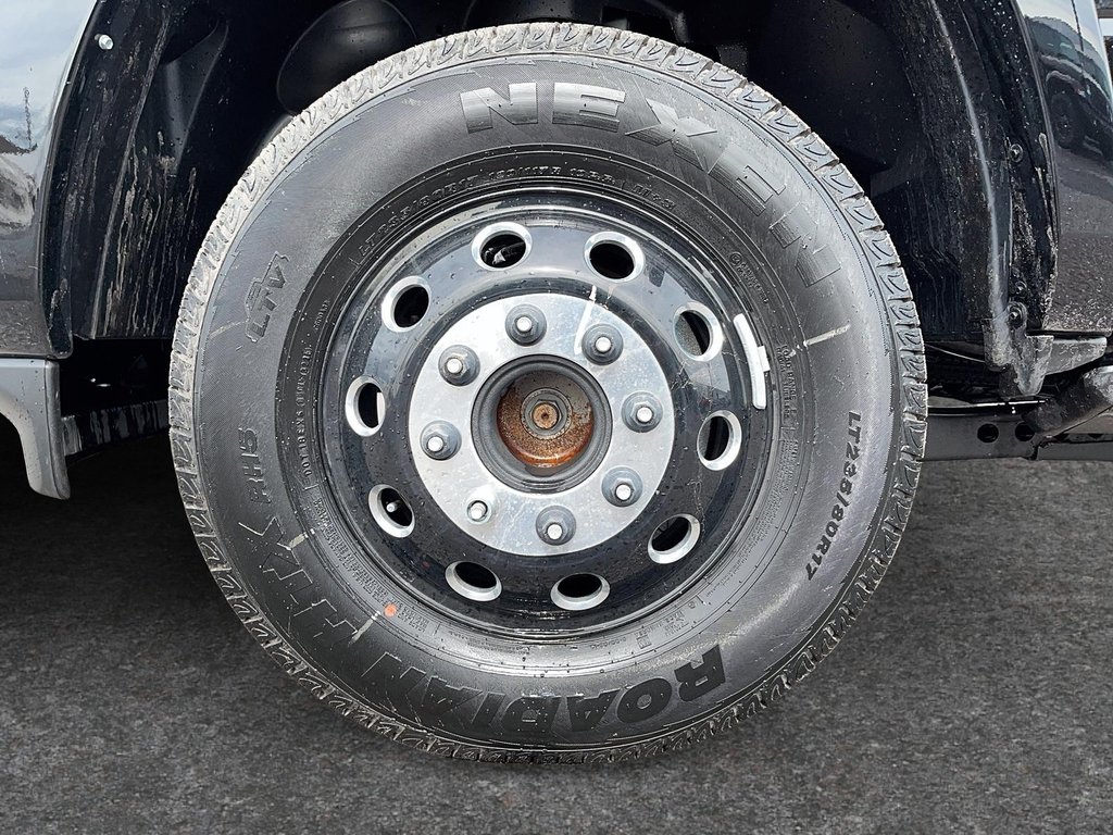 2026 Ram 3500 LIMITED in St-Jean-Sur-Richelieu, Quebec - 7 - w1024h768px