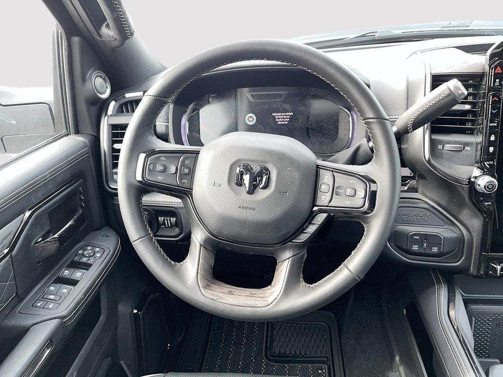 2026 Ram 3500 LIMITED in St-Jean-Sur-Richelieu, Quebec - 12 - w1024h768px