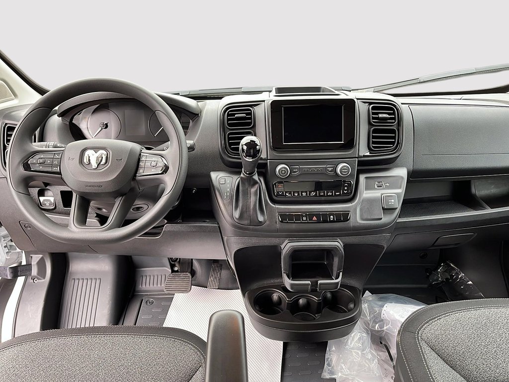 Ram PROMASTER CARGO VAN 1500 TRADESMAN W/ PASS SEAT 2025 à Sherbrooke, Québec - 9 - w1024h768px