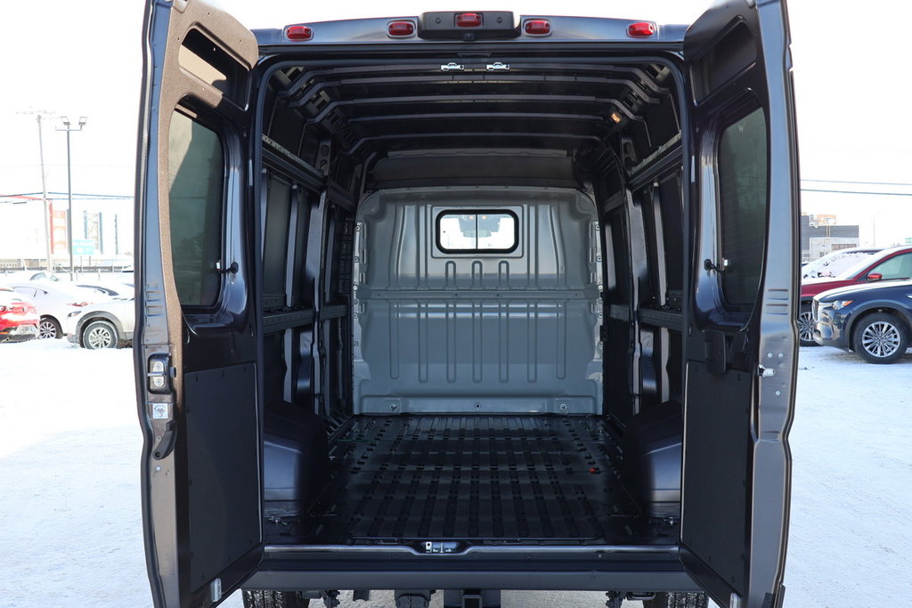 Ram PROMASTER CARGO VAN 2500 TRADESMAN W/ PASS SEAT 2025 à St-Jean-Sur-Richelieu, Québec - 7 - w1024h768px