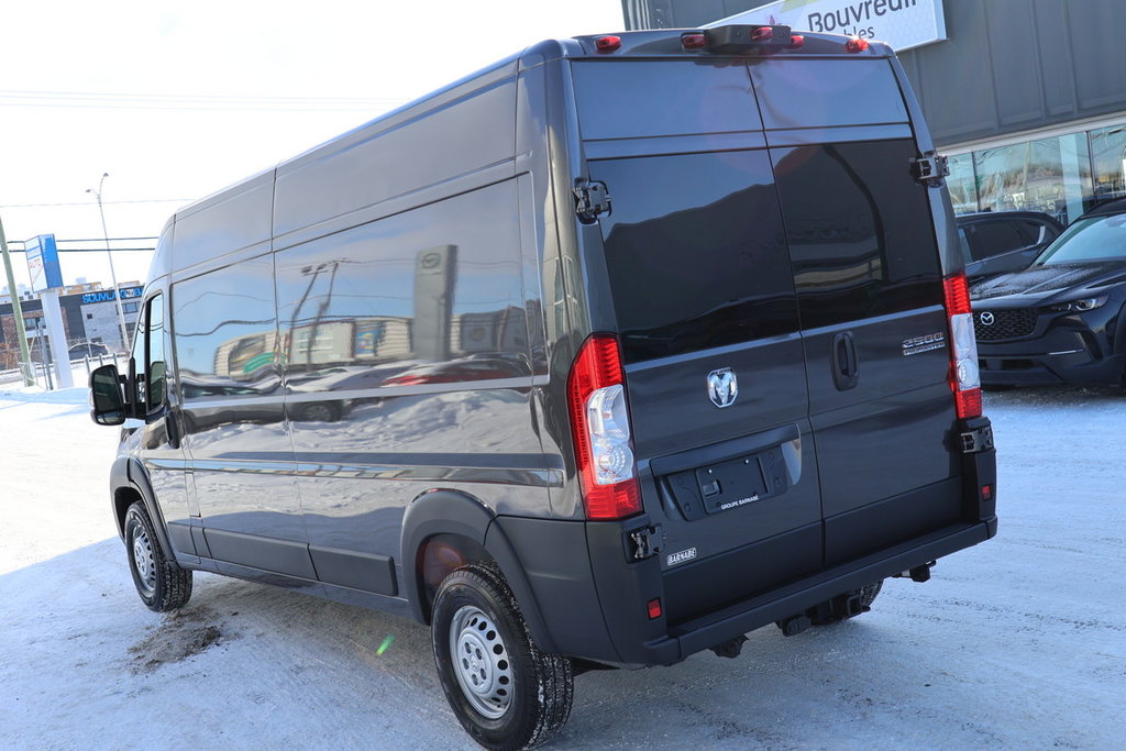 Ram PROMASTER CARGO VAN 2500 TRADESMAN W/ PASS SEAT 2025 à St-Jean-Sur-Richelieu, Québec - 5 - w1024h768px