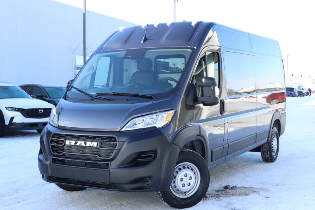 Ram PROMASTER CARGO VAN 2500 TRADESMAN W/ PASS SEAT 2025 à St-Jean-Sur-Richelieu, Québec - 1 - w1024h768px