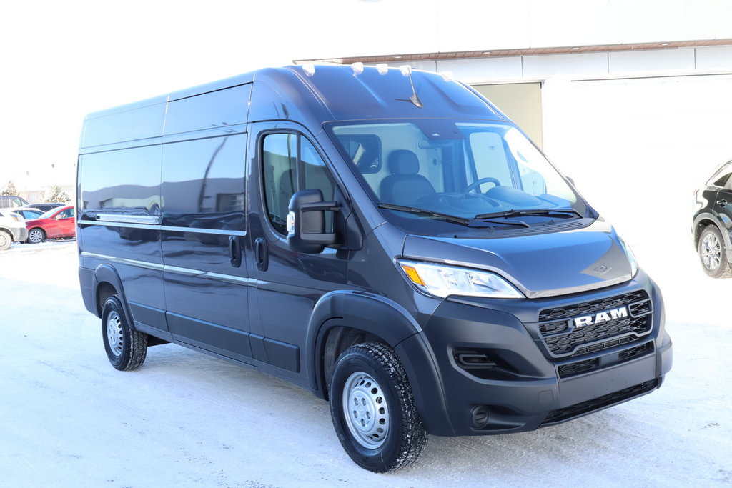 Ram PROMASTER CARGO VAN 2500 TRADESMAN W/ PASS SEAT 2025 à St-Jean-Sur-Richelieu, Québec - 4 - w1024h768px