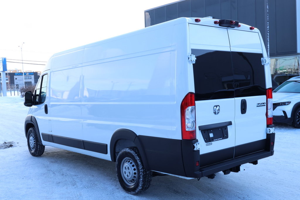 2025 Ram PROMASTER CARGO VAN 3500 TRADESMAN W/ PASS SEAT in Sherbrooke, Quebec - 5 - w1024h768px