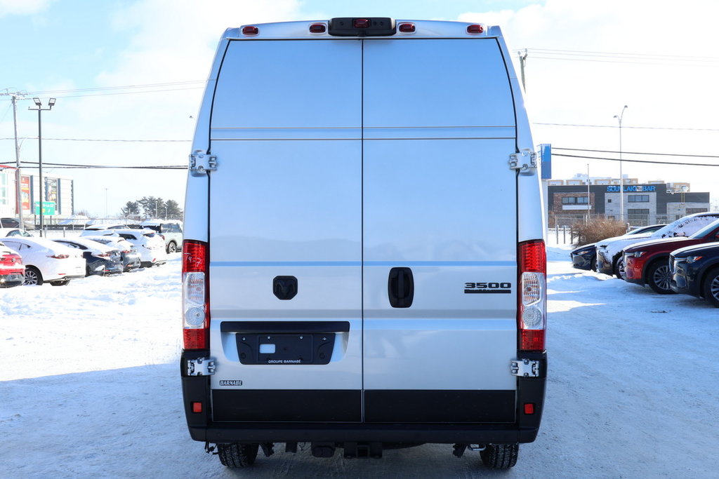 2025 Ram PROMASTER CARGO VAN 3500 SLT+ in St-Jean-Sur-Richelieu, Quebec - 6 - w1024h768px