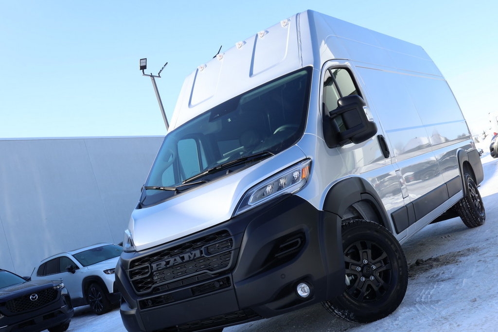 2025 Ram PROMASTER CARGO VAN 3500 SLT+ in St-Jean-Sur-Richelieu, Quebec - 2 - w1024h768px