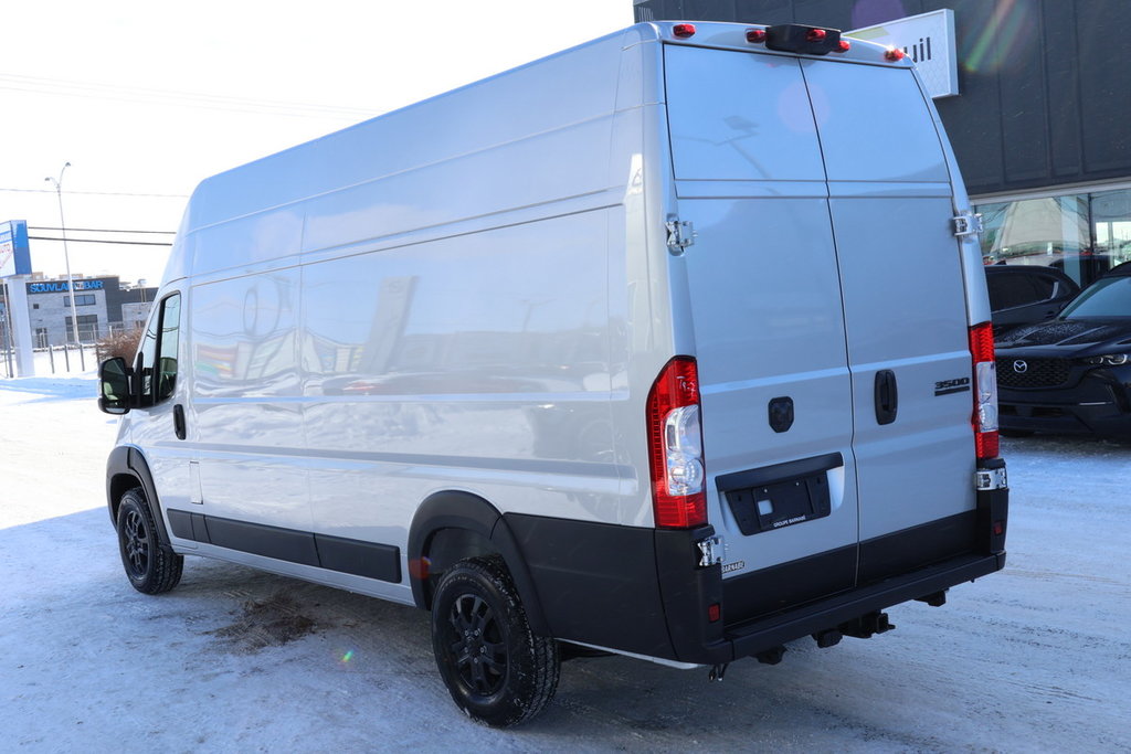 2025 Ram PROMASTER CARGO VAN 3500 SLT+ in St-Jean-Sur-Richelieu, Quebec - 5 - w1024h768px