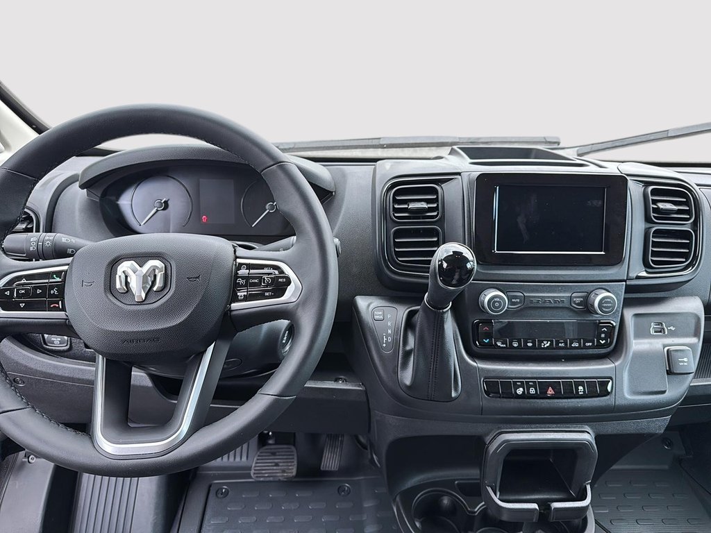 2025 Ram Promaster Cargo Van 3500 TRADESMAN W/ PASS SEAT in St-Jean-Sur-Richelieu, Quebec - 10 - w1024h768px