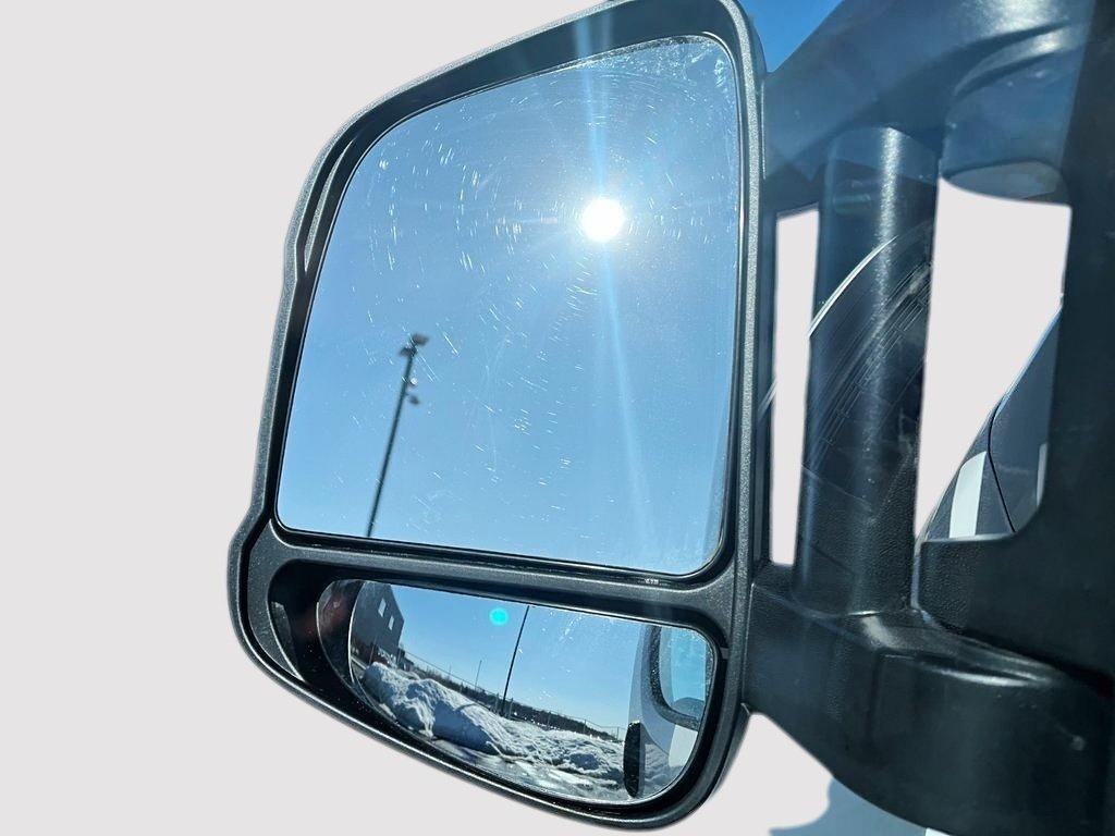 Ram ProMaster Cargo Van 2500 159'' HIGH ROOF // CARPLAY & ANDROID AUTO 2023 à St-Jean-Sur-Richelieu, Québec - 7 - w1024h768px