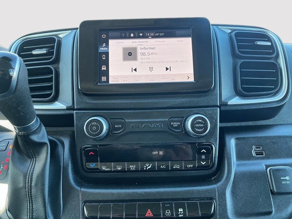 Ram ProMaster Cargo Van 2500 159'' HIGH ROOF // CARPLAY & ANDROID AUTO 2023 à St-Jean-Sur-Richelieu, Québec - 17 - w1024h768px