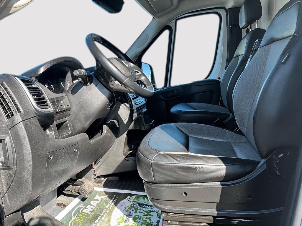 Ram ProMaster Cargo Van 2500 159'' HIGH ROOF // CARPLAY & ANDROID AUTO 2023 à St-Jean-Sur-Richelieu, Québec - 12 - w1024h768px