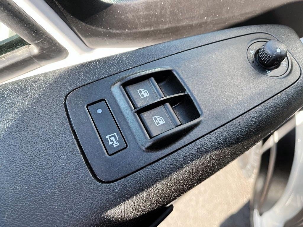 Ram ProMaster Cargo Van 2500 159'' HIGH ROOF // CARPLAY & ANDROID AUTO 2023 à St-Jean-Sur-Richelieu, Québec - 11 - w1024h768px