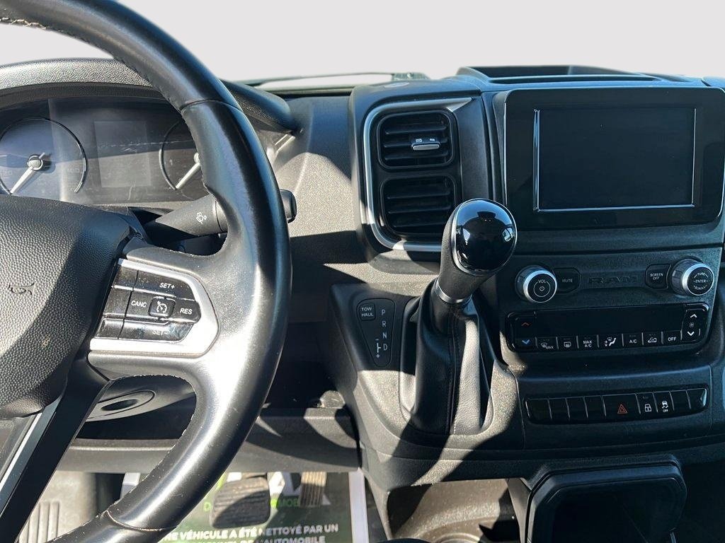 Ram ProMaster Cargo Van 2500 159'' HIGH ROOF // CARPLAY & ANDROID AUTO 2023 à St-Jean-Sur-Richelieu, Québec - 14 - w1024h768px