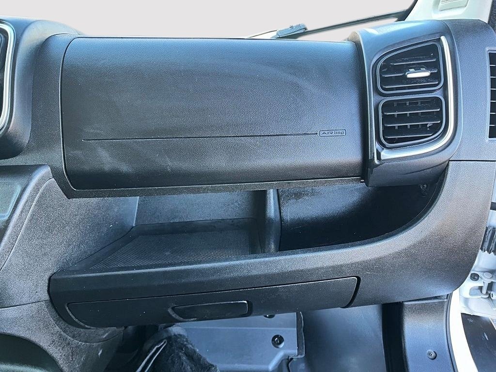 Ram ProMaster Cargo Van 2500 159'' HIGH ROOF // CARPLAY & ANDROID AUTO 2023 à St-Jean-Sur-Richelieu, Québec - 9 - w1024h768px