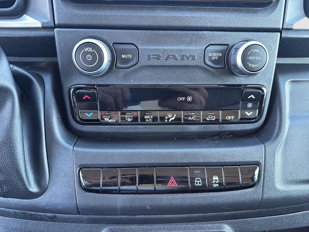 2023 Ram ProMaster Cargo Van 2500 in St-Jean-Sur-Richelieu, Quebec - 14 - w1024h768px