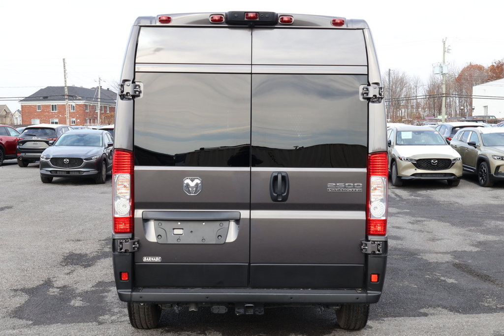 2024  ProMaster Cargo Van 2500 HIGHROOF 159 ALLONGÉE in St-Jean-Sur-Richelieu, Quebec - 6 - w1024h768px