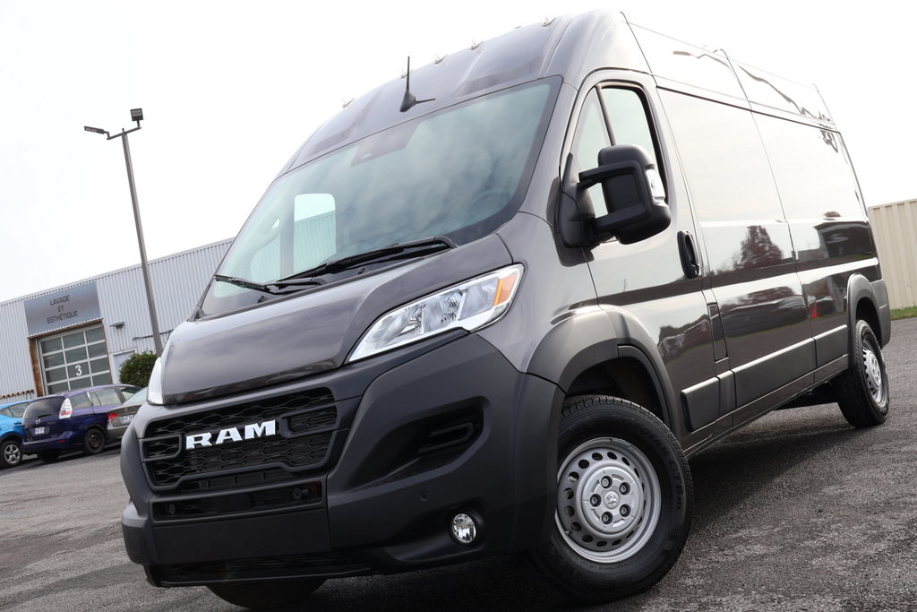 2024  ProMaster Cargo Van 2500 HIGHROOF 159 ALLONGÉE in St-Jean-Sur-Richelieu, Quebec - 2 - w1024h768px